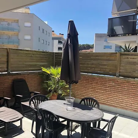 Lägenhet Apartamento Con Terraza A 300 M De La Playa Lloret de Mar