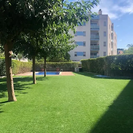 Apartamento Con Terraza A 300 M De La Playa Apartmán *